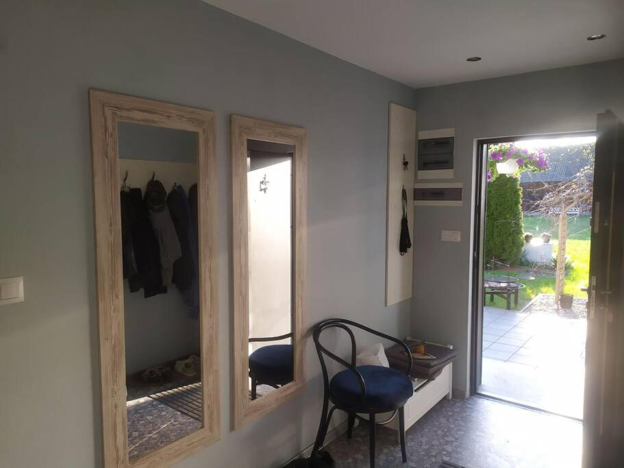 Dom W Malowniczej Wsi Z Imprezowa Stodola Hot Tub Jacuzzi Villa Zakrzewo Zalesie Luaran gambar